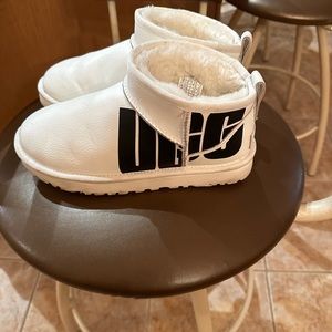 Ugg ultra mini